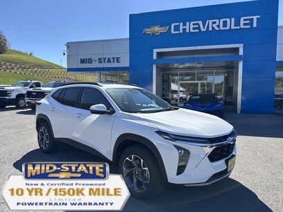 New 2026 Chevrolet Trax LT w/ Sunroof Package