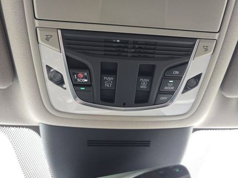 Certified 2025 Acura MDX SH-AWD image 20