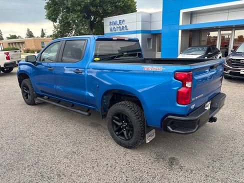 Used 2023 Chevrolet Silverado 1500 Custom Trail Boss AWD/4WD image 11