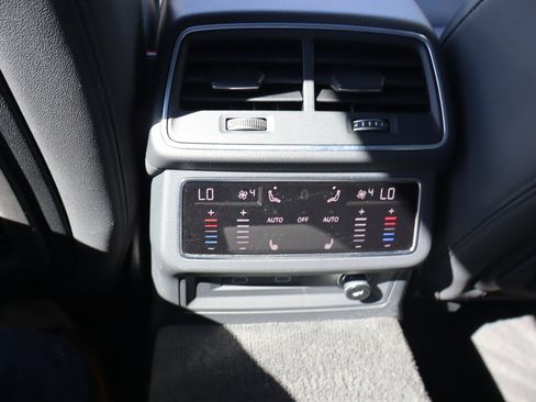 Used 2021 Audi A6 3.0T allroad Premium Plus w/ Executive Package AWD/4WD image 19
