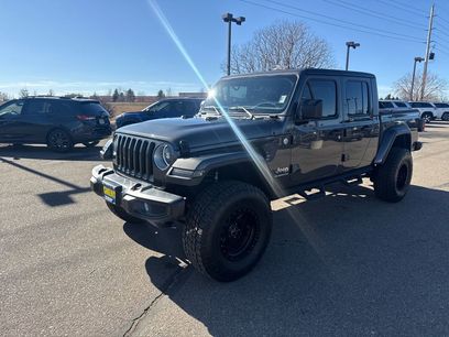 Used 2021 Jeep Gladiator Overland w/ Popular Equipment Package