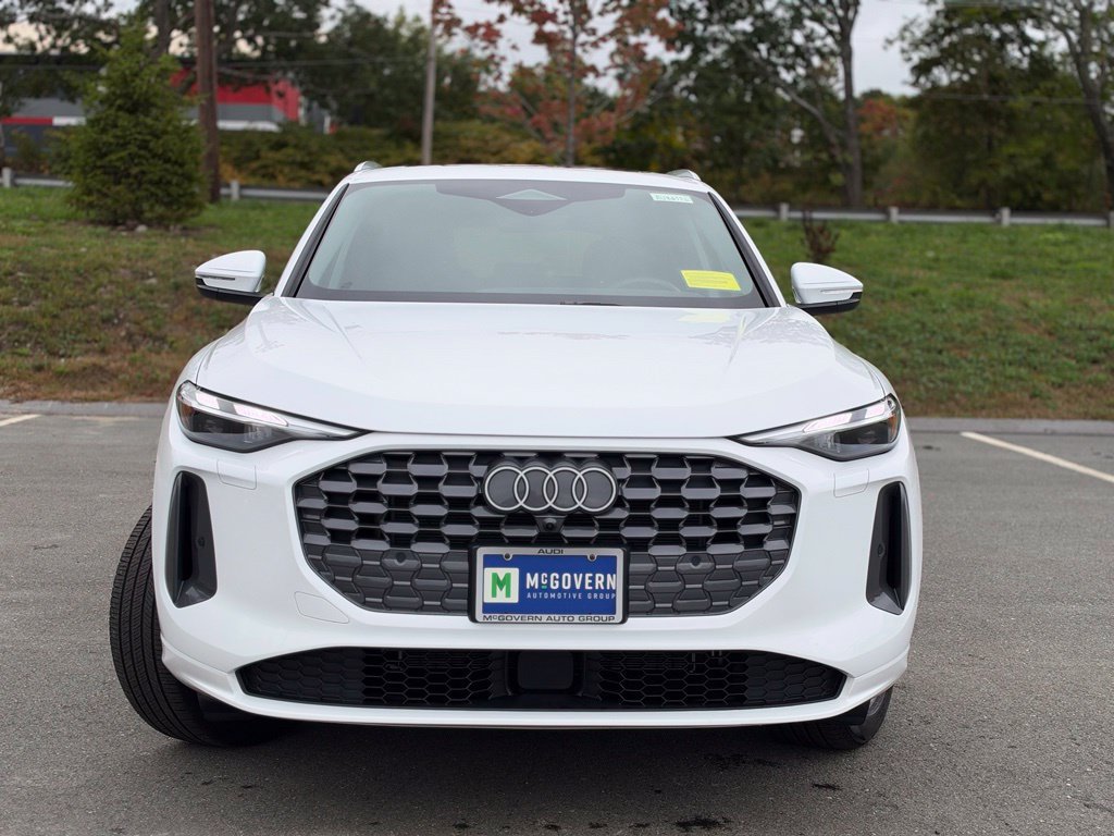 Used 2025 Audi Q5 Premium w/ Convenience Package AWD/4WD image 10