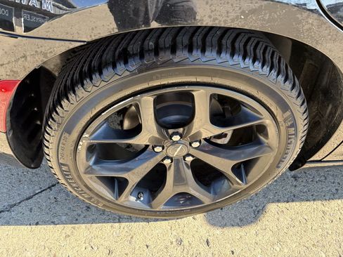 Used 2022 Chrysler 300 S RWD image 15