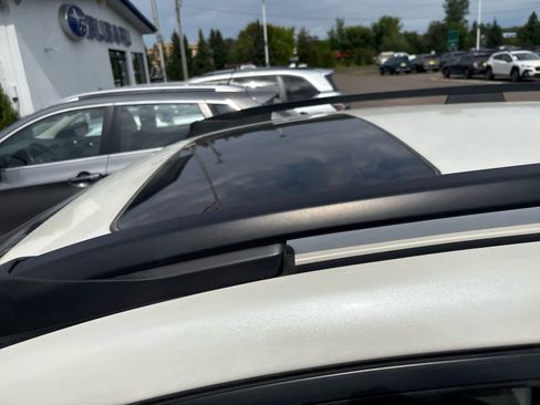 Used 2025 Subaru Crosstrek 2.5i Premium AWD/4WD image 14