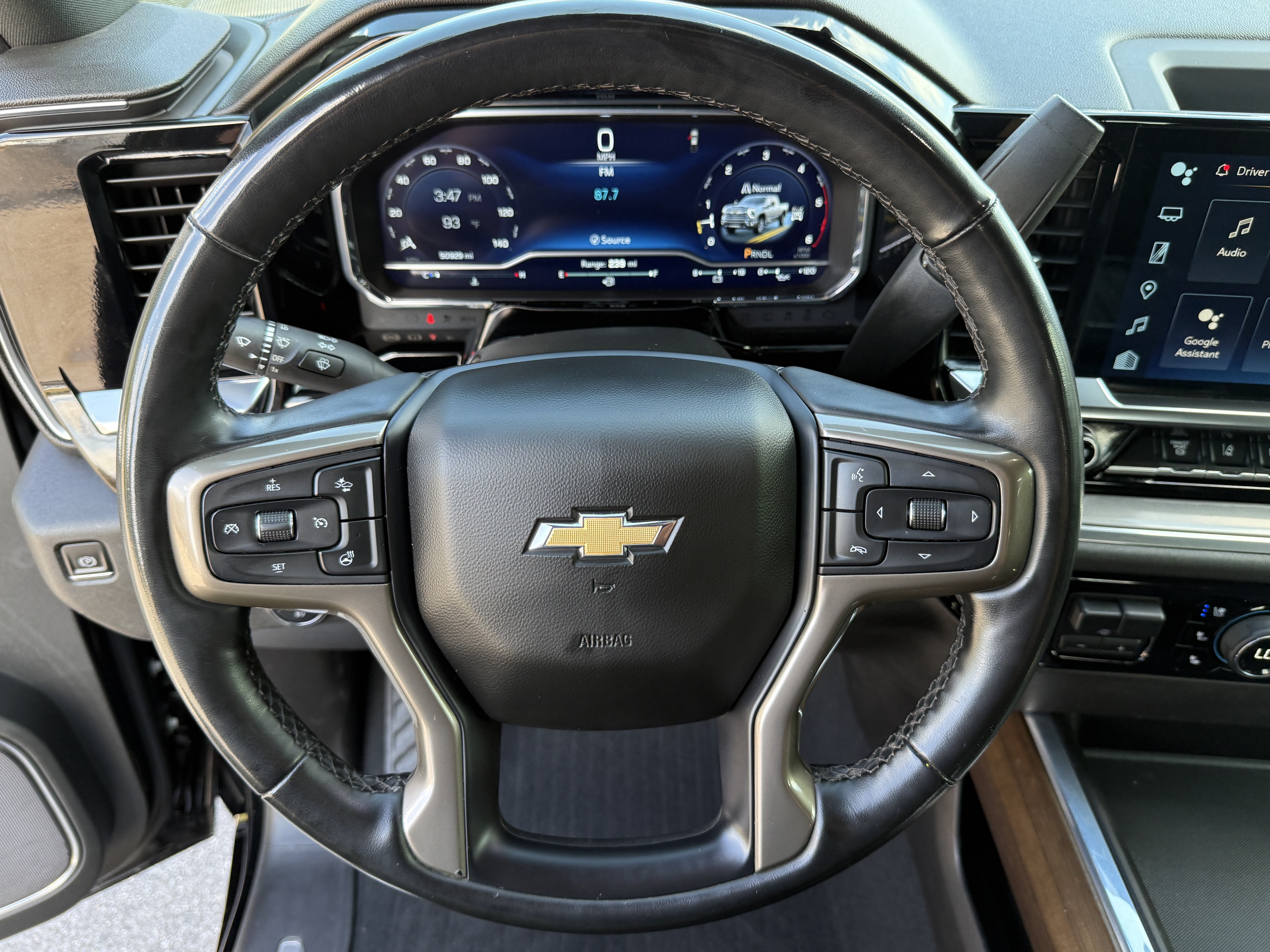 Used 2024 Chevrolet Silverado 3500 High Country w/ Technology Package AWD/4WD image 20