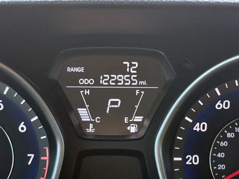 Used 2013 Hyundai Elantra GLS w/ Preferred Pkg FWD image 18