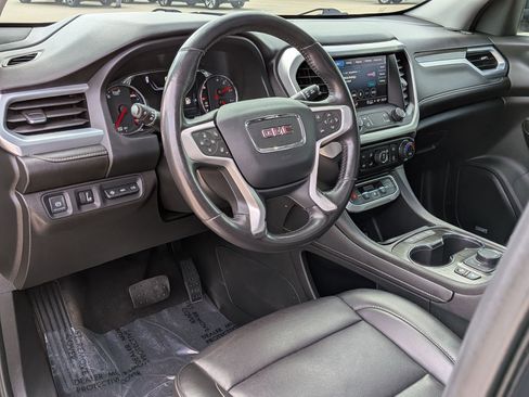 Used 2021 GMC Acadia SLT w/ Technology Package AWD/4WD image 10