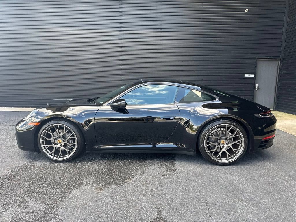 Certified 2021 Porsche 911 Carrera RWD image 2