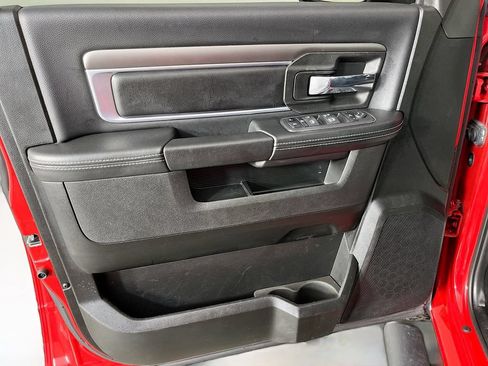 Used 2022 RAM 1500 Warlock AWD/4WD image 26