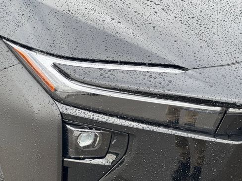 New 2026 Toyota bZ Woodland AWD/4WD image 31