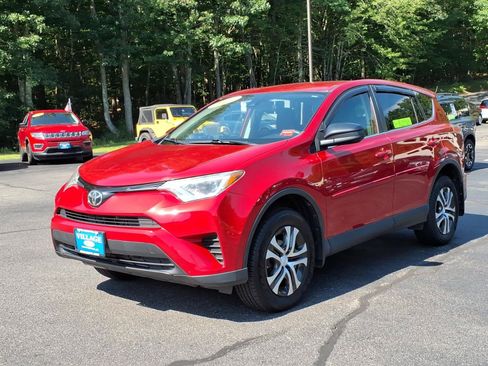 Used 2017 Toyota RAV4 LE w/ All Weather Liner Package AWD/4WD image 2