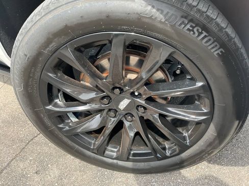 Used 2021 Cadillac Escalade ESV Sport w/ Driver Assist Tech Package AWD/4WD image 37