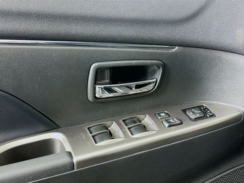 Used 2025 Mitsubishi Outlander Sport SE AWD/4WD image 15