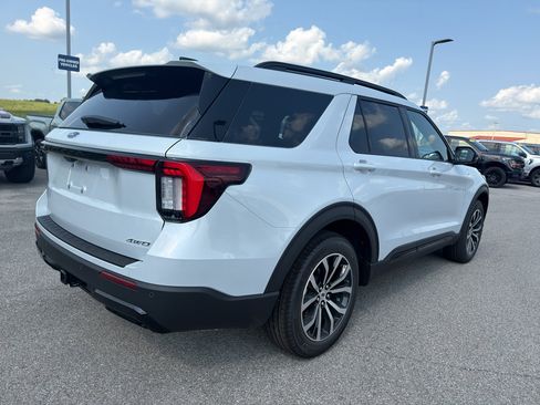 New 2026 Ford Explorer ST-Line AWD/4WD image 5