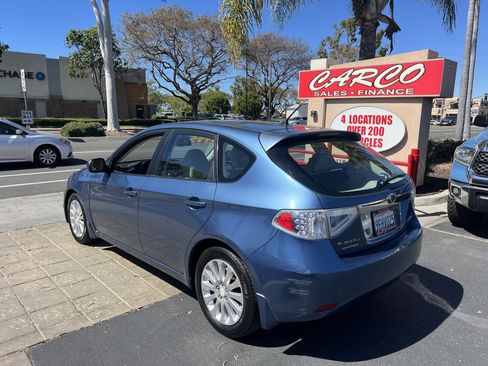 Used 2010 Subaru Impreza 2.5i Premium image 6