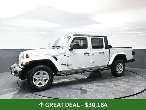 Used 2022 Jeep Gladiator Sport image 11