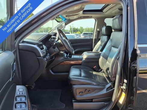 Used 2017 Chevrolet Suburban Premier AWD/4WD image 19