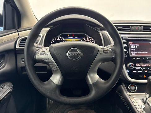 Used 2016 Nissan Murano S FWD image 25