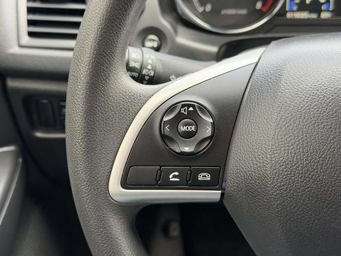 Used 2025 Mitsubishi Outlander Sport ES AWD/4WD image 8