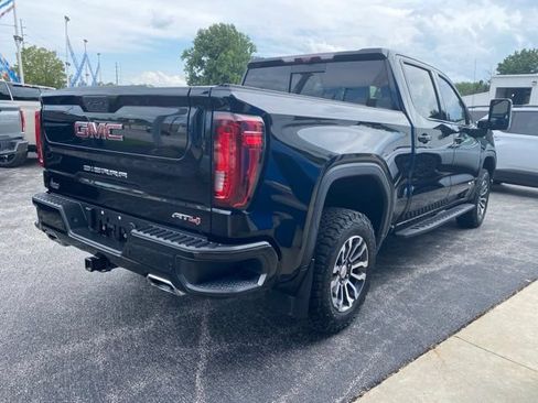 Used 2021 GMC Sierra 1500 AT4 w/ Technology Package AWD/4WD image 5
