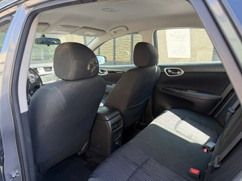 Used 2019 Nissan Sentra SV FWD image 29