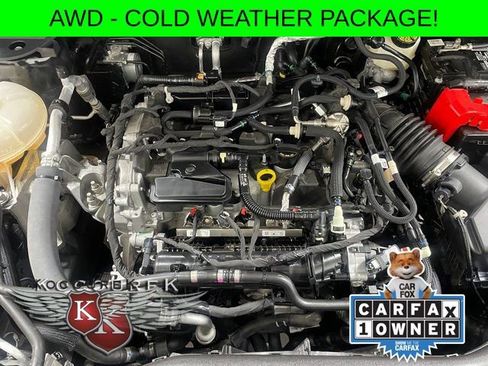 Used 2022 Ford Escape SE w/ SE Sport Appearance Package image 23