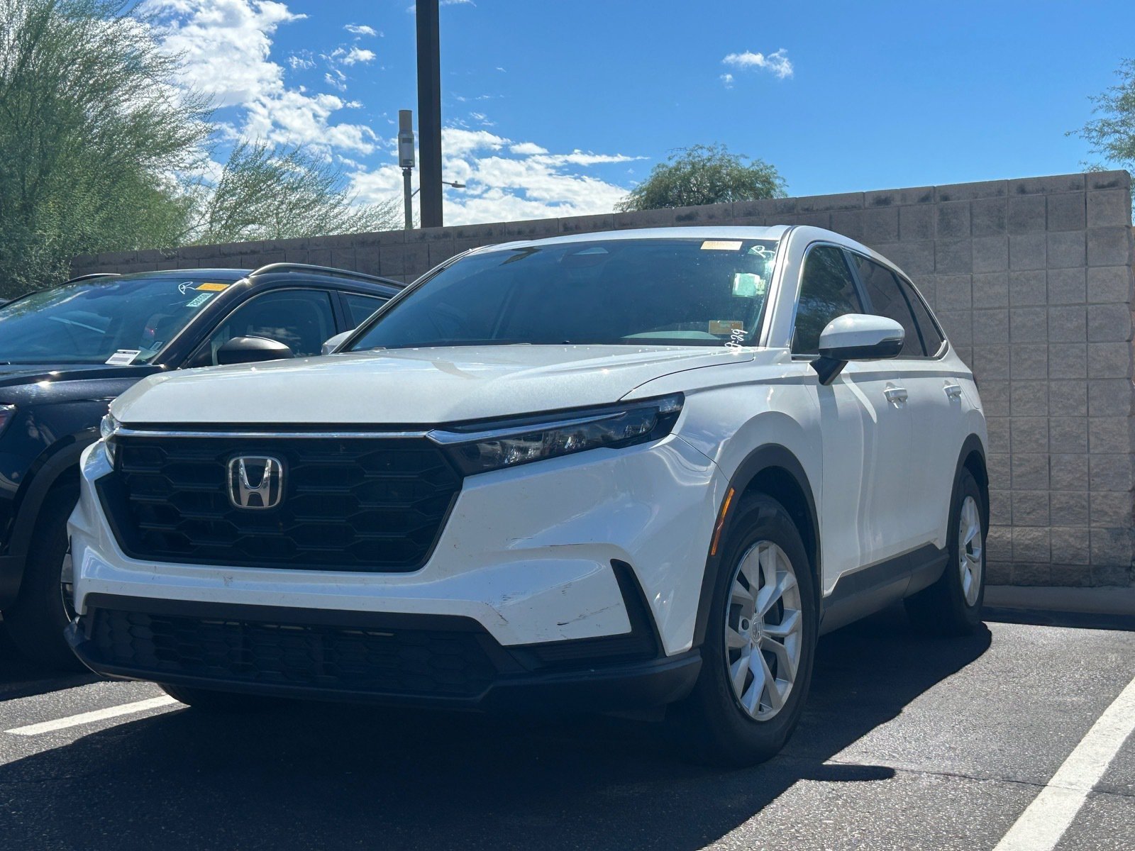 Used 2024 Honda CR-V LX image 2