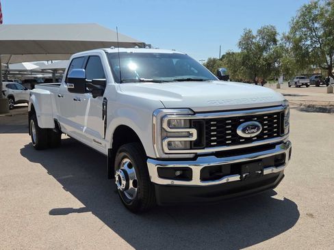 Used 2025 Ford F350 King Ranch w/ Chrome Package AWD/4WD image 2