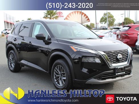 Used 2023 Nissan Rogue S image 5