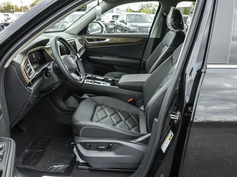 New 2026 Volkswagen Atlas SE image 6