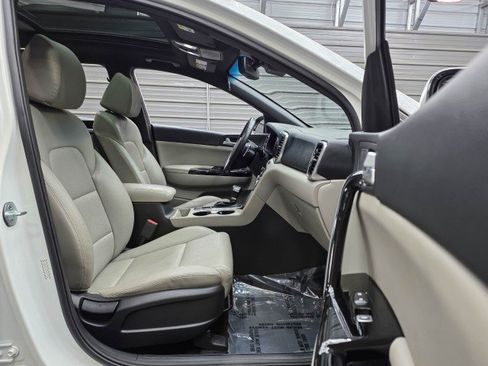 Used 2021 Kia Sportage S w/ S AWD Premium Package image 15