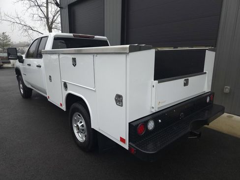 Used 2021 Chevrolet Silverado 2500 W/T w/ WT Convenience Package image 3