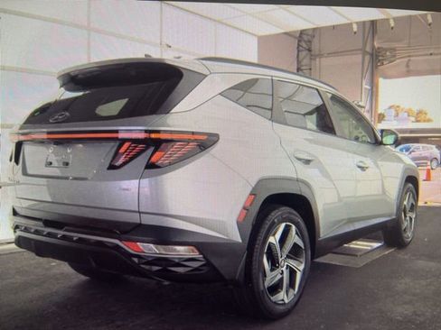 Used 2023 Hyundai Tucson SEL w/ Convenience Package image 2