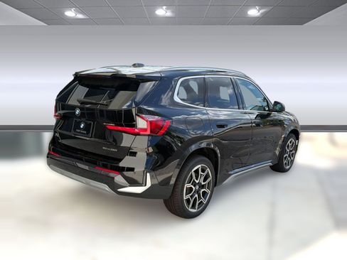 Used 2026 BMW X1 xDrive28i w/ Technology Package AWD/4WD image 9