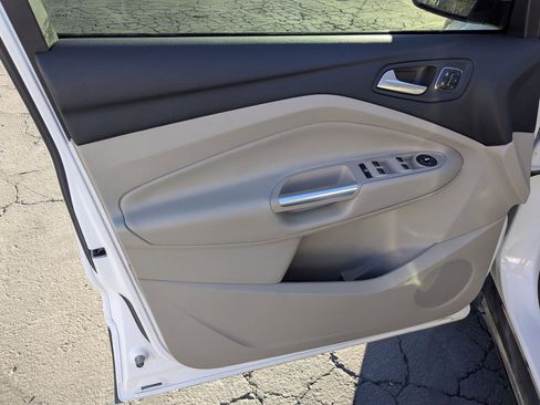 Used 2014 Ford Escape Titanium w/ Equipment Group 401A image 14