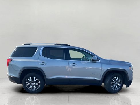 Used 2023 GMC Acadia SLE w/ Driver Convenience Package image 9