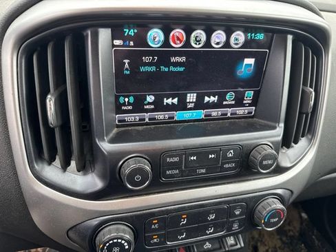 Used 2018 Chevrolet Colorado LT w/ LT Convenience Package AWD/4WD image 5