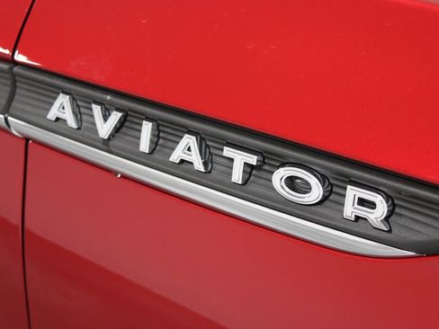 New 2026 Lincoln Aviator Reserve image 12