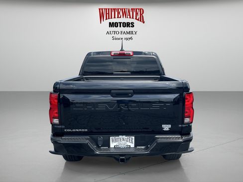 Used 2024 Chevrolet Colorado Z71 w/ Z71 Convenience Package 2 AWD/4WD image 4