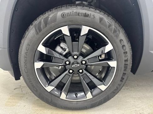 New 2027 Chevrolet Equinox RS w/ Safety and Technology Package FWD image 38