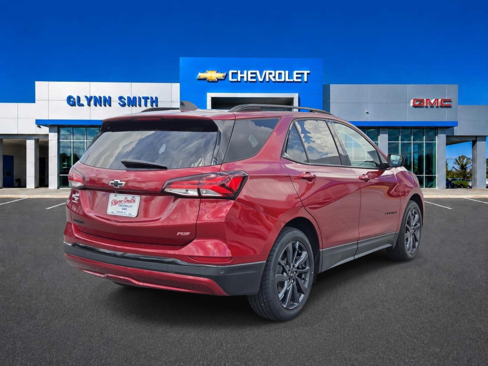 Used 2024 Chevrolet Equinox RS w/ RS Leather Package FWD image 7