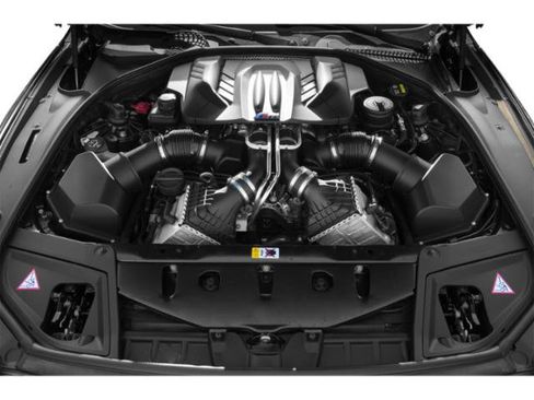 Used 2015 BMW M5 RWD image 14