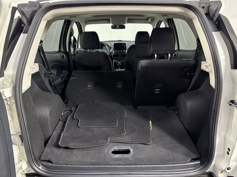 Used 2018 Ford EcoSport SE image 33