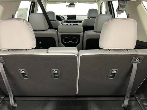 New 2025 Honda Pilot EX-L image 30