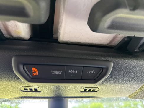 Used 2023 Jeep Wrangler Unlimited Sahara w/ Cold Weather Group AWD/4WD image 35