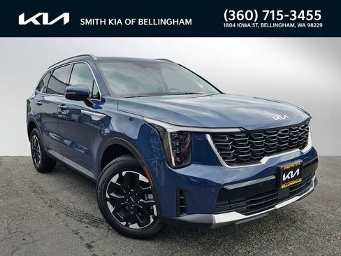 Used 2024 Kia Sorento S image 1