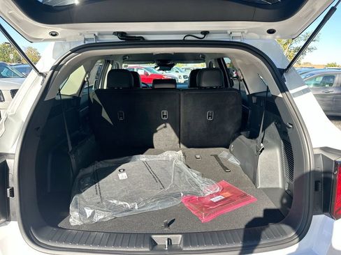 New 2026 Kia Sorento S image 48