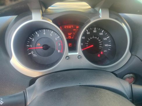 Used 2014 Nissan Juke SV w/ Navigation Package image 7