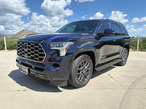 Used 2026 Toyota Sequoia Platinum AWD/4WD image 2