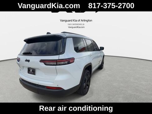 Used 2022 Jeep Grand Cherokee L Laredo RWD image 9